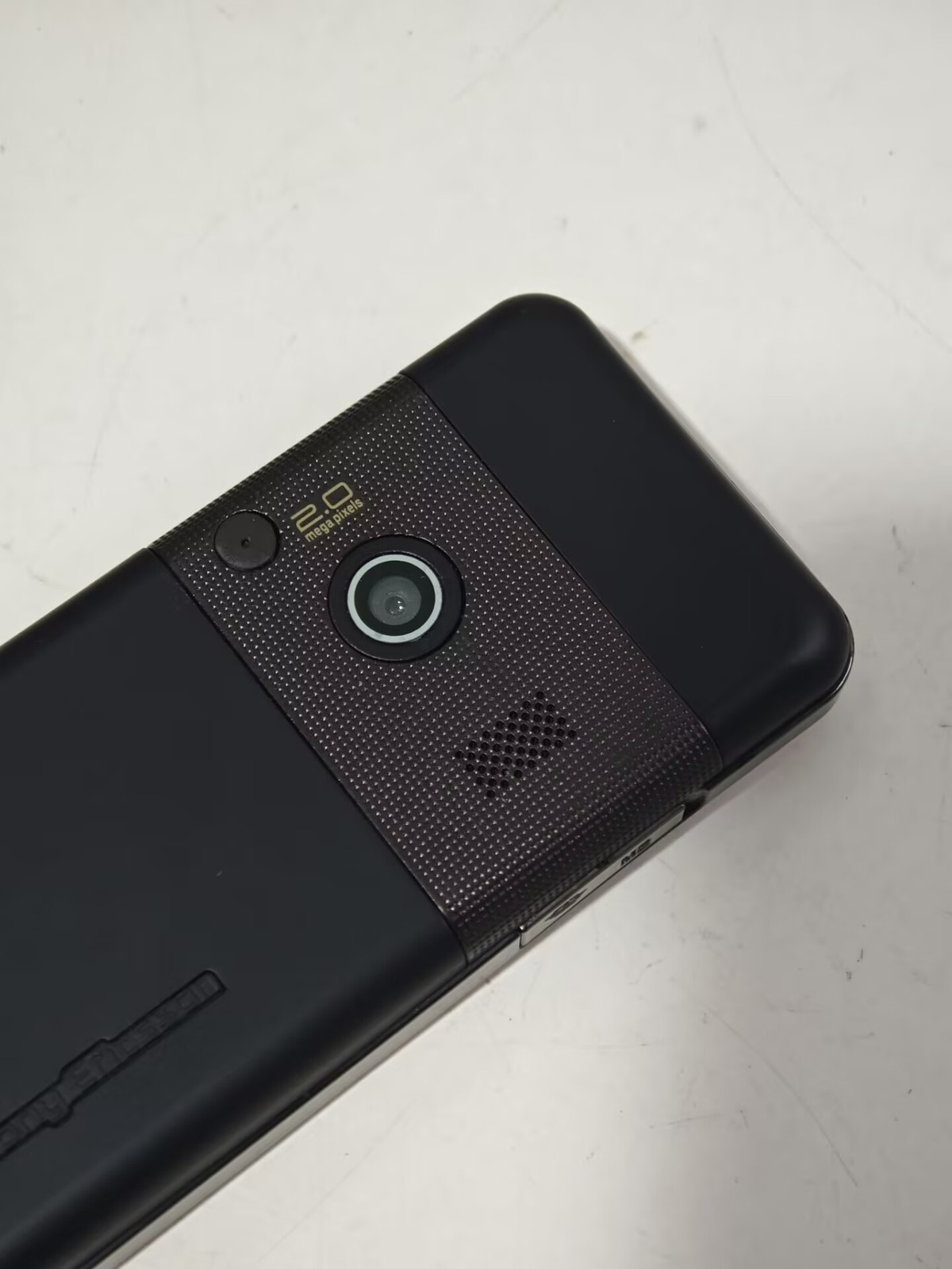 Sony Ericsson K530i random color - Image 10