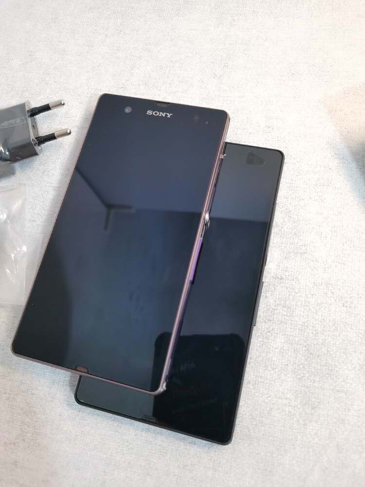 Sony Xperia Z C6603 Android 16GB 4G 5.0" Unlocked Smartphone fully functional Color Black - Image 13