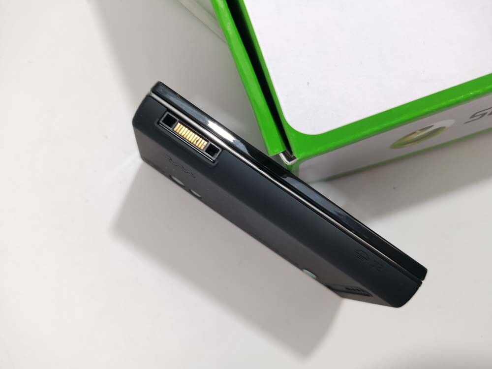 Sony Ericsson G705 Bluetooth 3MP Wi-Fi GPS Unlocked 3G CellPhoneTested Color Black Battery 1*Battery - Image 3
