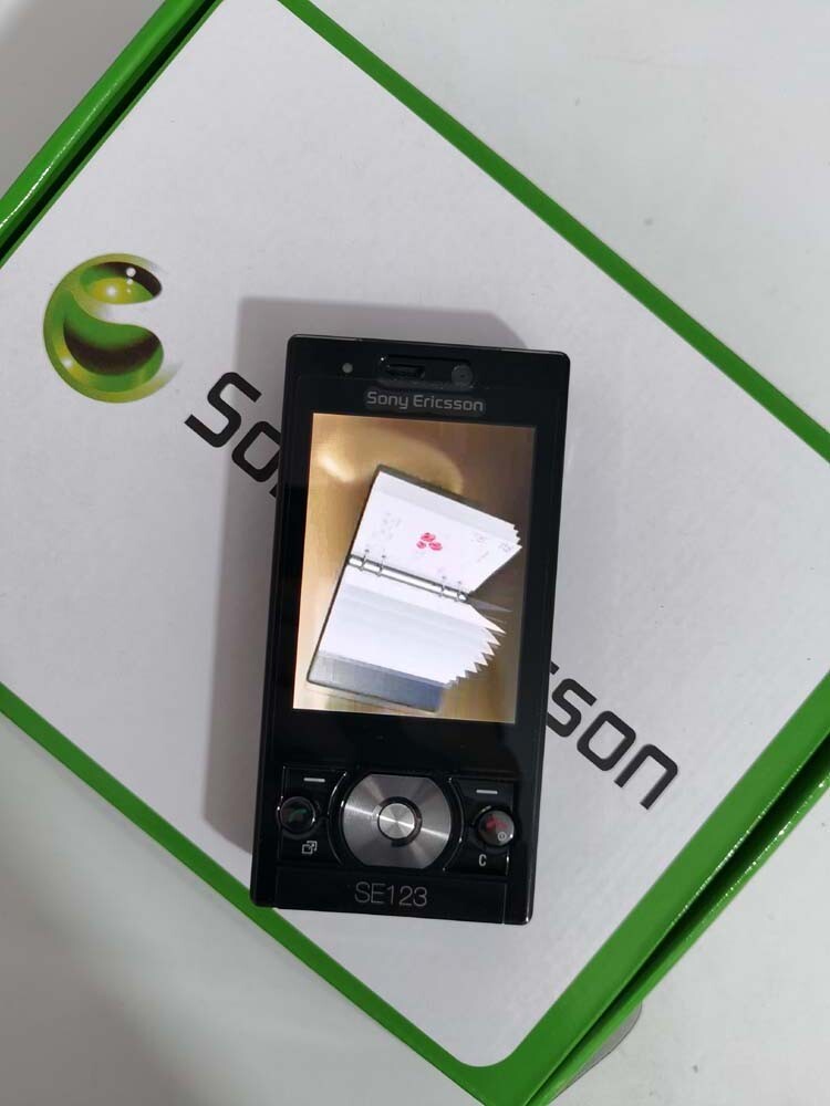 Sony Ericsson G705 Bluetooth 3MP Wi-Fi GPS Unlocked 3G CellPhoneTested Color Black Battery 1*Battery - Image 6