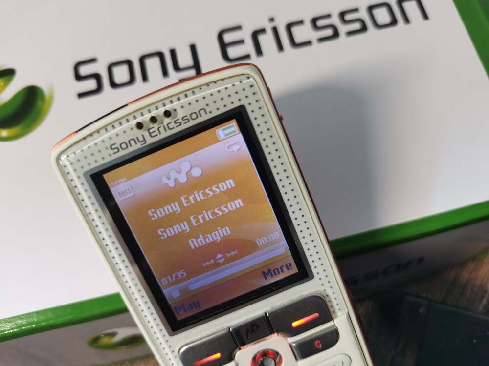 Unlocked Sony Ericsson W700i W700, Carolina 2G GSM Feature phone 34MB battery With one battery - Image 3