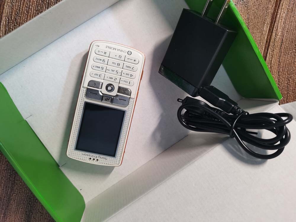Unlocked Sony Ericsson W700i W700, Carolina 2G GSM Feature phone 34MB battery With one battery - Image 9