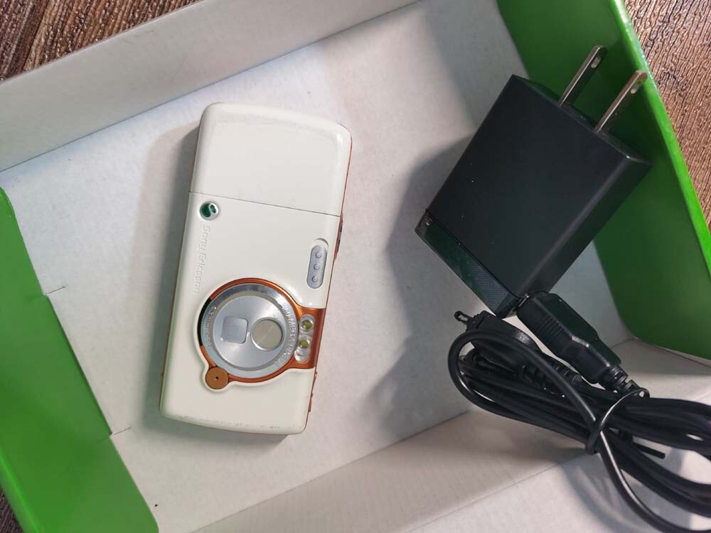 Unlocked Sony Ericsson W700i W700, Carolina 2G GSM Feature phone 34MB battery With one battery - Image 10