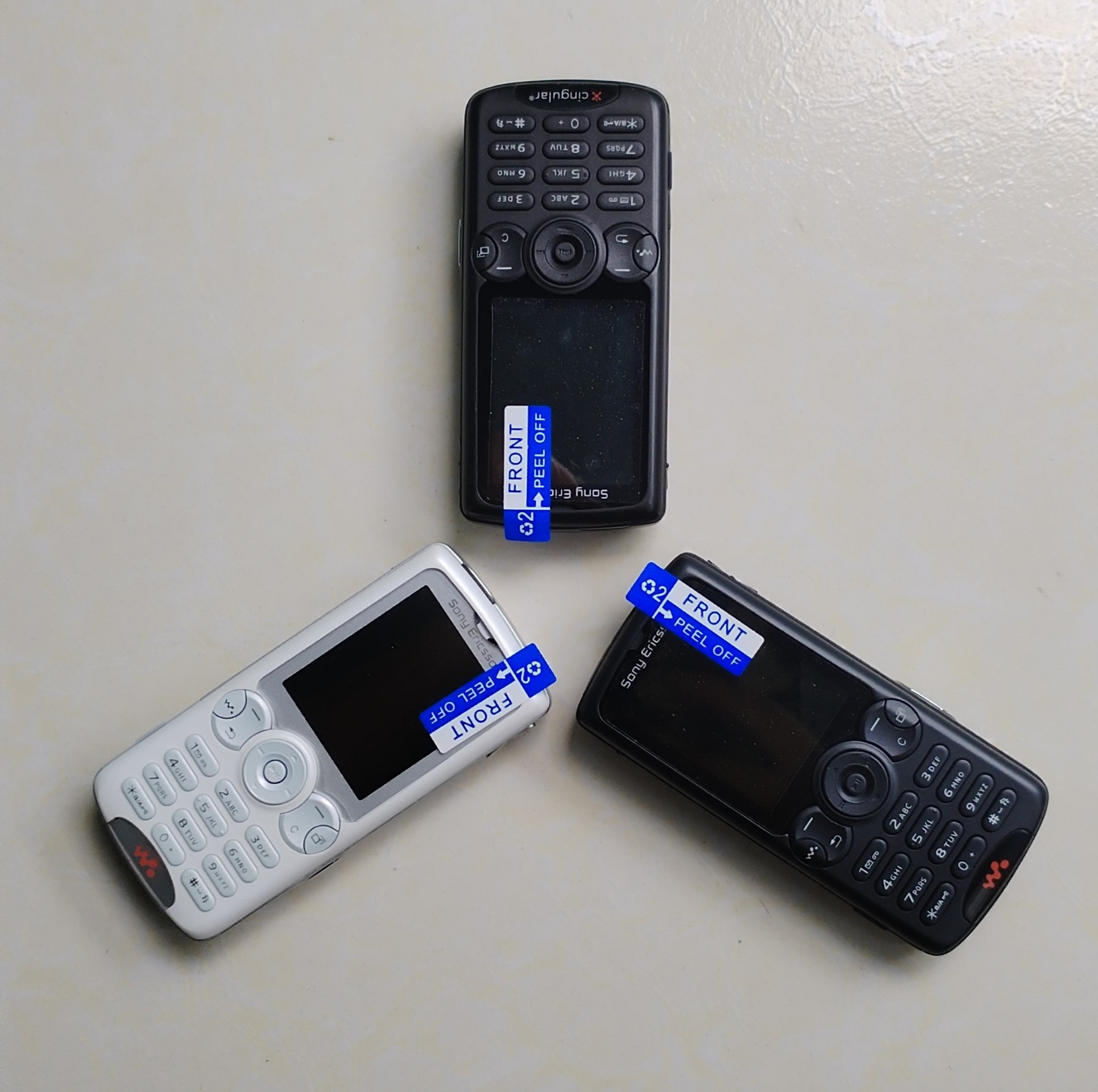 Sony Ericsson Walkman W810i - random color Cellular keyboard phone - Image 8