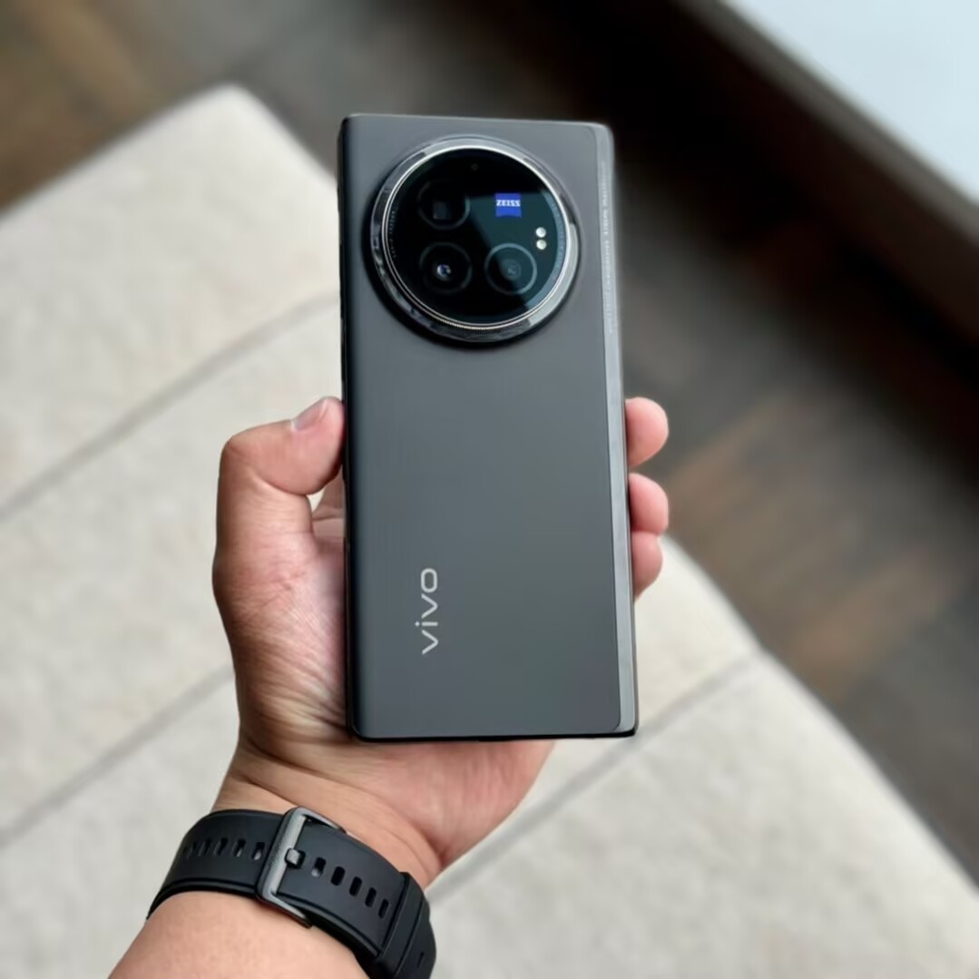 Klappbar vivo X Fold3 8.03" 50MP 256GB 512GB 1TB Snapdragon Android 14 CNversion Color Random color Charger Included Yes storage 12GB+256GB - Image 4