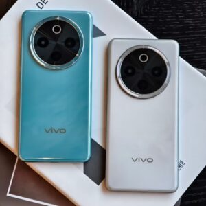 vivo Y300 Pro 5G 6.77" 50MP Android 256GB 512GB Snapdragon 6 Gen 1 SmartPhone Couleur Please note the color Capacité de stockage 8+128GB