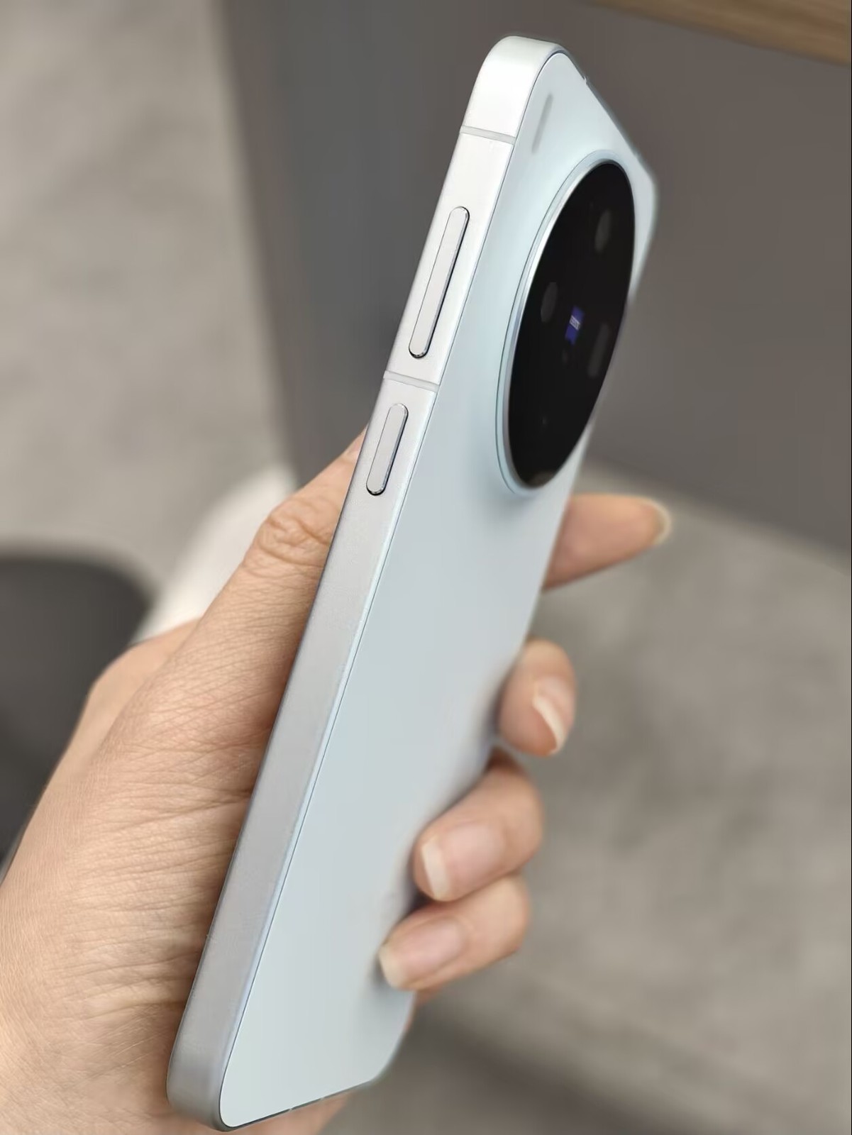 Vivo X300 5G 6.31" 50MP Mediatek Dimensity 9500 256GB/512GB/1TB Google unlocked storage 256GB 12GB RAM colors random colors - Image 11