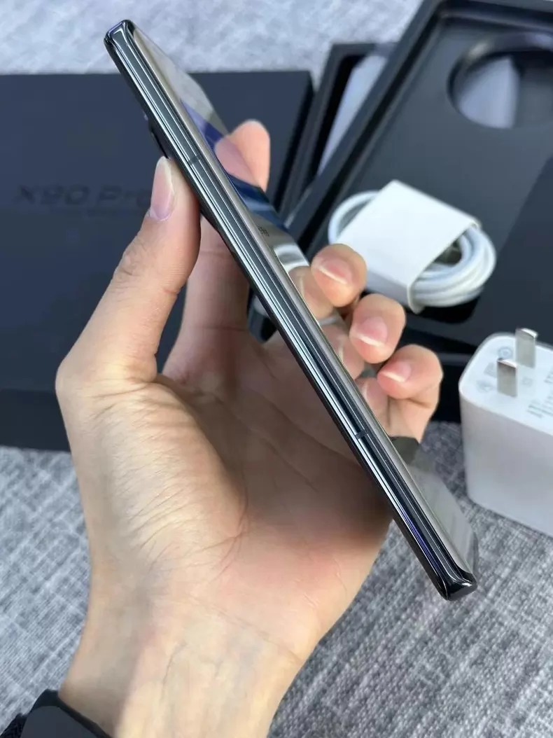 vivo X90 Pro 256GB 512GB 6.78" 64MP Snapdragon 8 Gen 2 Android 13 CN version in order Charger Included Yes storage 12GB+256GB - Image 7