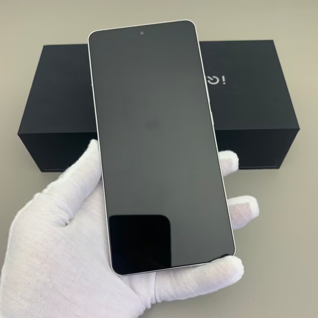 vivo iQOO 12 5G 6.78" 64MP 256GB 512GB 1TB Snapdragon Android 14 5000mAh storage 12+256GB Colour Please note the color。 - Image 7