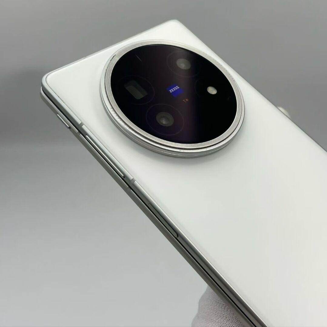 vivo X Fold5 8.03" 50MP Foldable LTPO AMOLED Qualcomm SM8650 CN version storage 256GB 12GB colors please note in order - Image 6