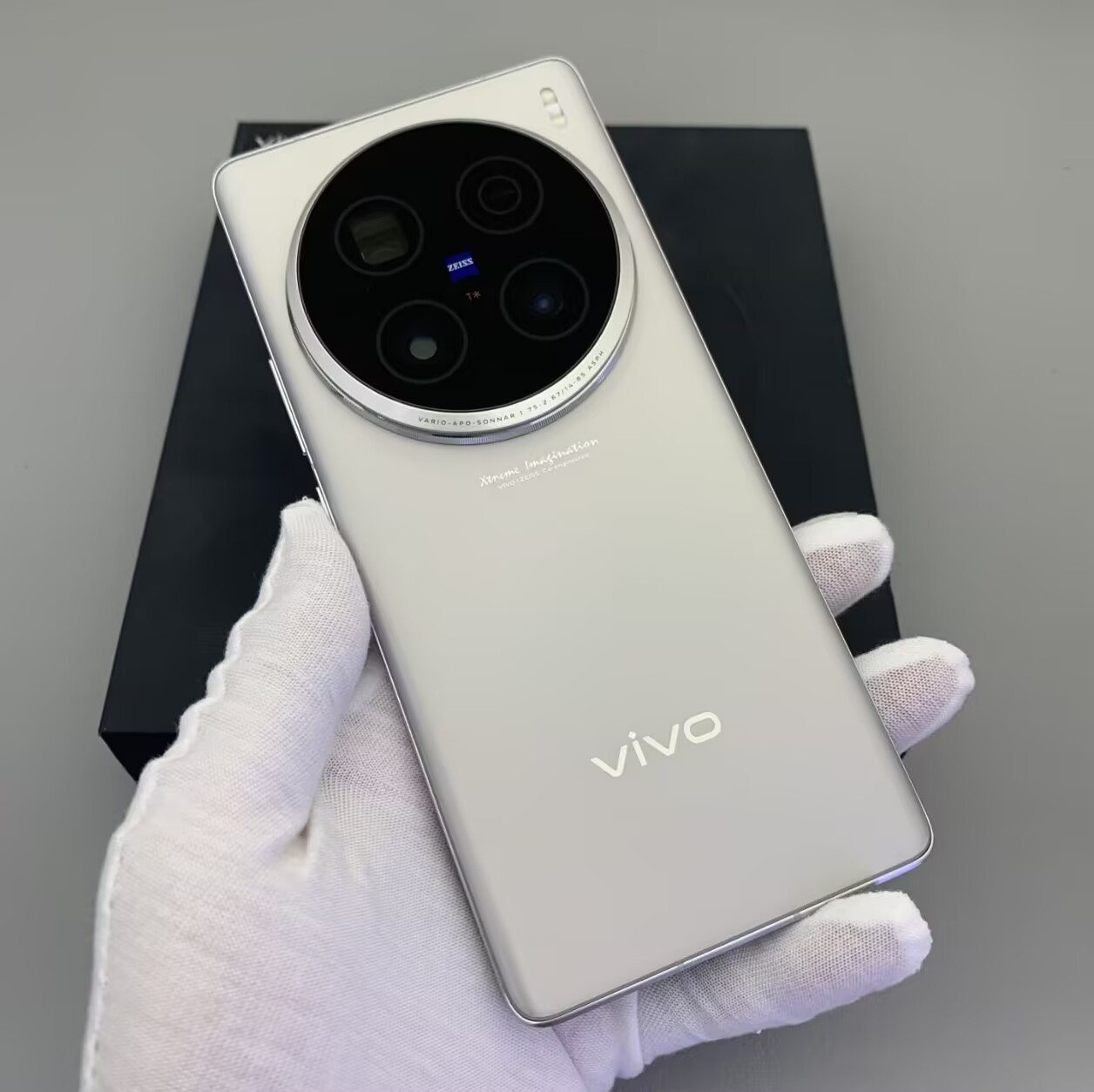 vivo X100 Ultra 5G 6.78" 200MP 256GB 512GB 1TBSnapdragon 8 Android Color Random color Charger Included Yes storage 12GB+256GB