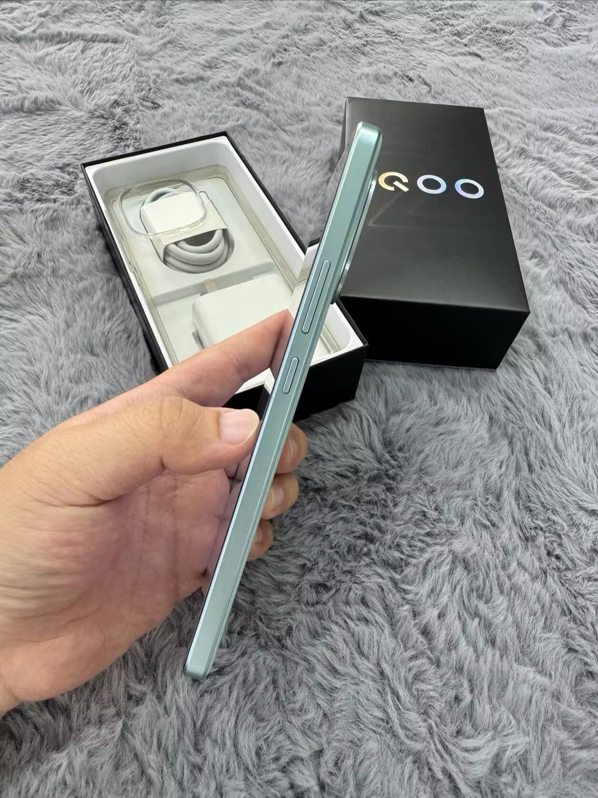 VIVO iQOO Z9 Turbo 5GB Android Unlocked Snapdragon 8s Gen 3 Smartphone Color random color Storage Capacity 12+256GB - Image 2
