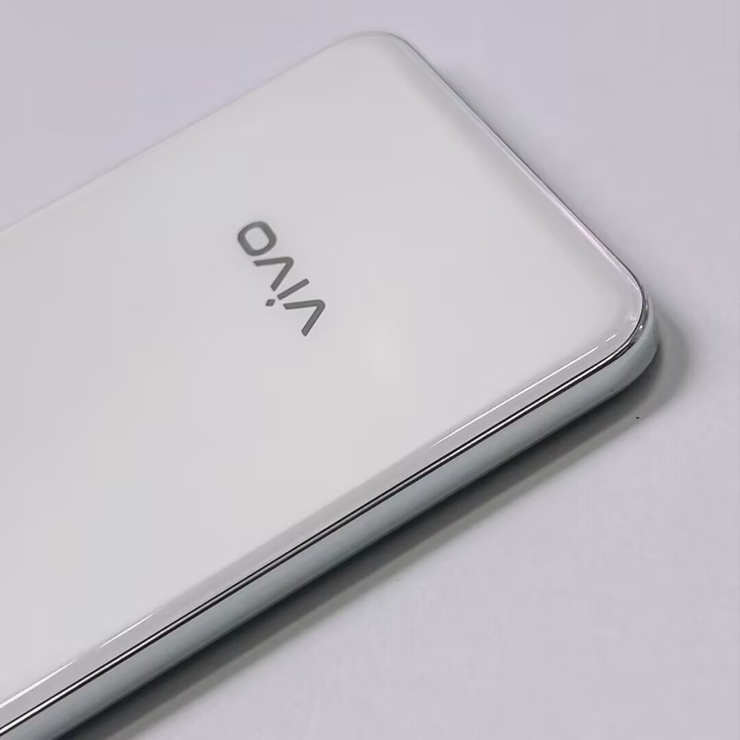 vivo X200 5G 6.67" 50MP 256GB 512GB 1TB Dimensity 9400 Android 15 in order Charger Included Yes storage 12GB+256GB - Image 8