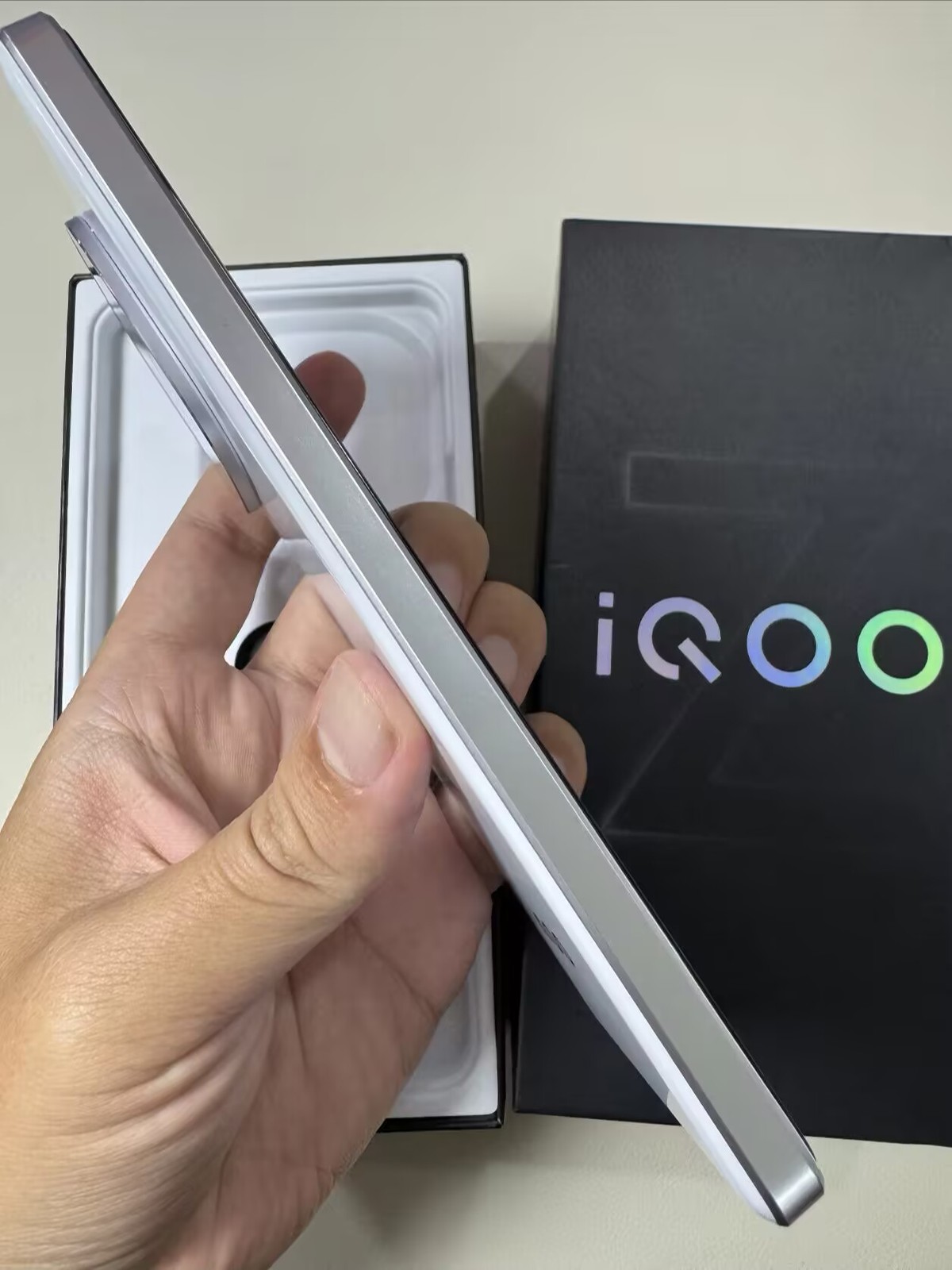 vivo iQOO Z10 Turbo+ 5G 6.78" 50MP Dimensity 9400+ 8000mAh Unlocked 256GB 512GB storage 256GB 12GB RAM colors Color random - Image 3