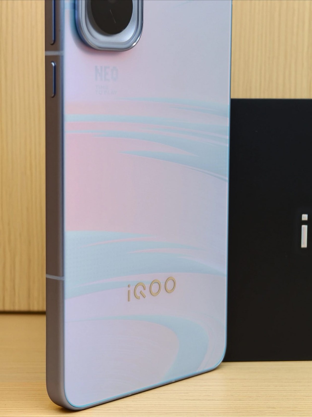 vivo iQOO Neo11 5G 6.82" 50MP Snapdragon 8 Elite 7500mAh Android Unlocked storage 12+256GB colors Random color - Image 2