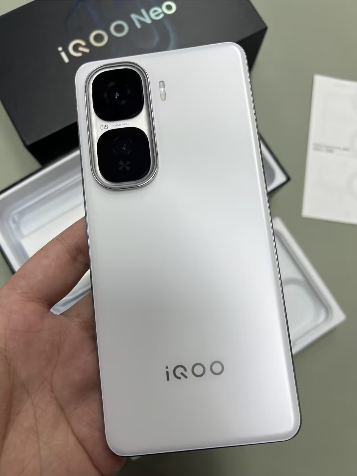vivo iQOO Neo10 Pro 5G 6.78"50MP Dimensity 9400 6100mAh Android Unlocked storage 12+256GB colors Random color