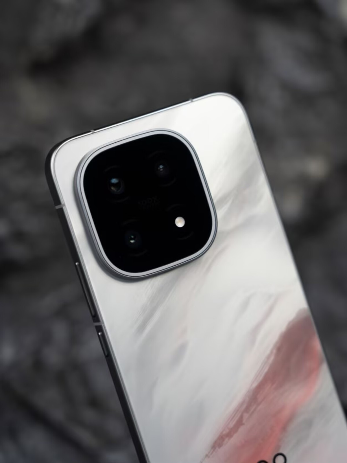 vivo iQOO 15 5G 6.85" 50MP Snapdragon 8 Elite Gen 5 7000mAh Android Unlocked storage 12+256GB Colour color random or noted when placing an order - Image 8