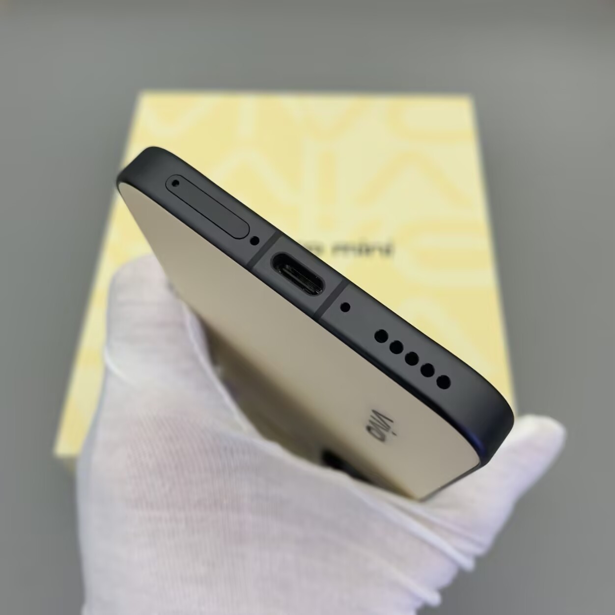 vivo S30 Pro mini 5G 6.31" 50MP 256GB 512GB Android 15 6500mAh Google unlocked Storage 12GB+512GB Color Please note the color. - Image 6