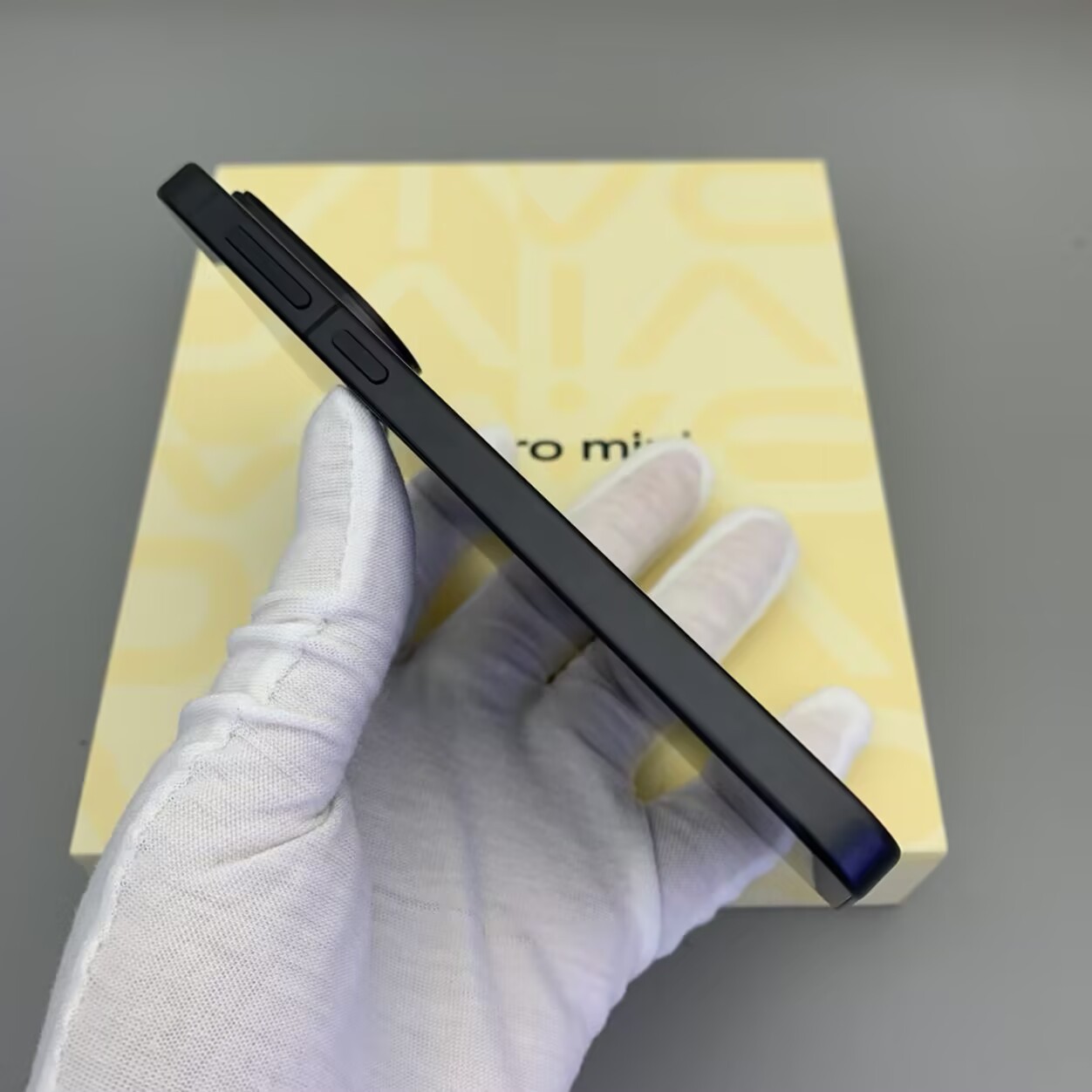 vivo S30 Pro mini 5G 6.31" 50MP 256GB 512GB Android 15 6500mAh Google unlocked Storage 12GB+512GB Color Please note the color. - Image 9