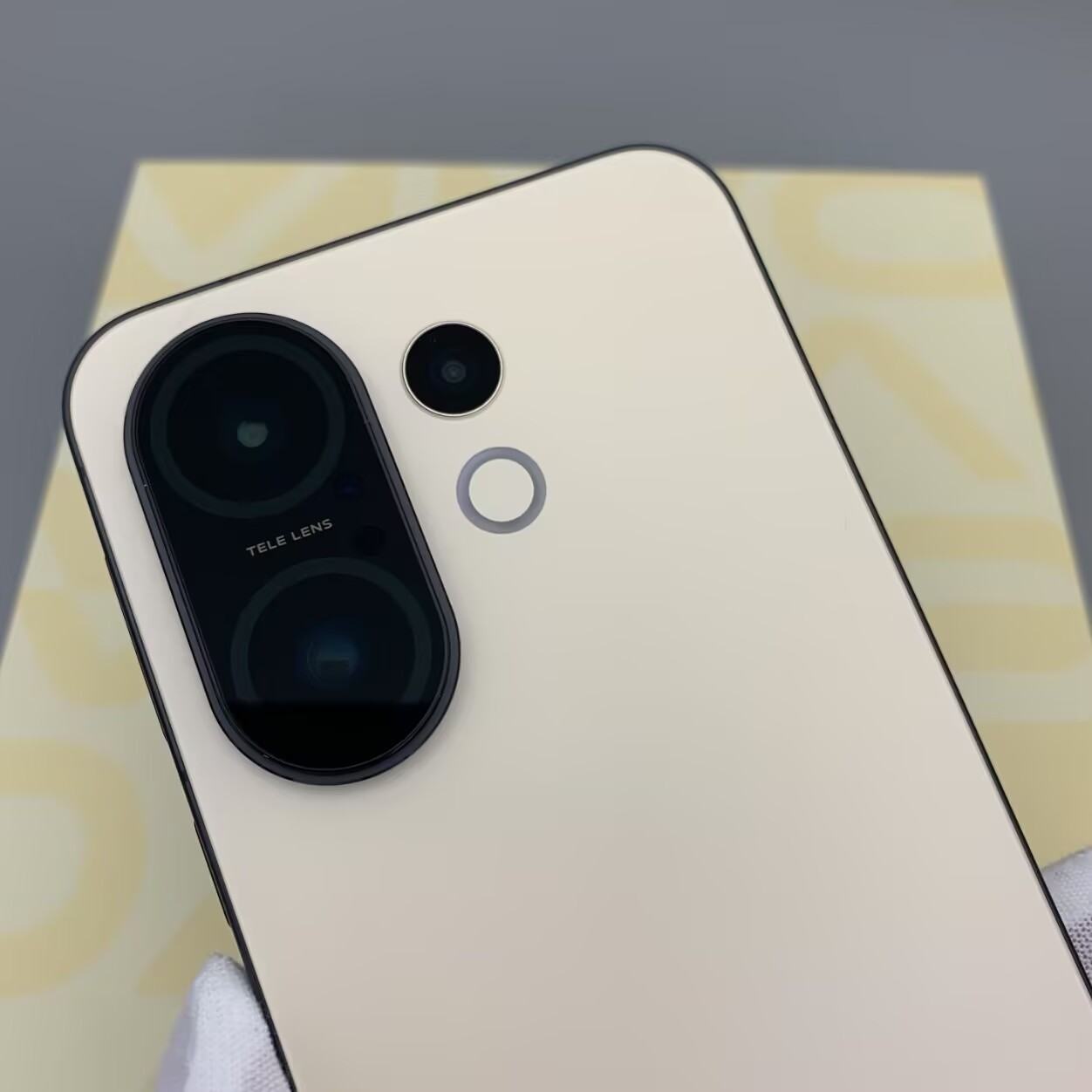 vivo S30 Pro mini 5G 6.31" 50MP 256GB 512GB Android 15 6500mAh Google unlocked Storage 12GB+256GB Color Please note the color. - Image 8