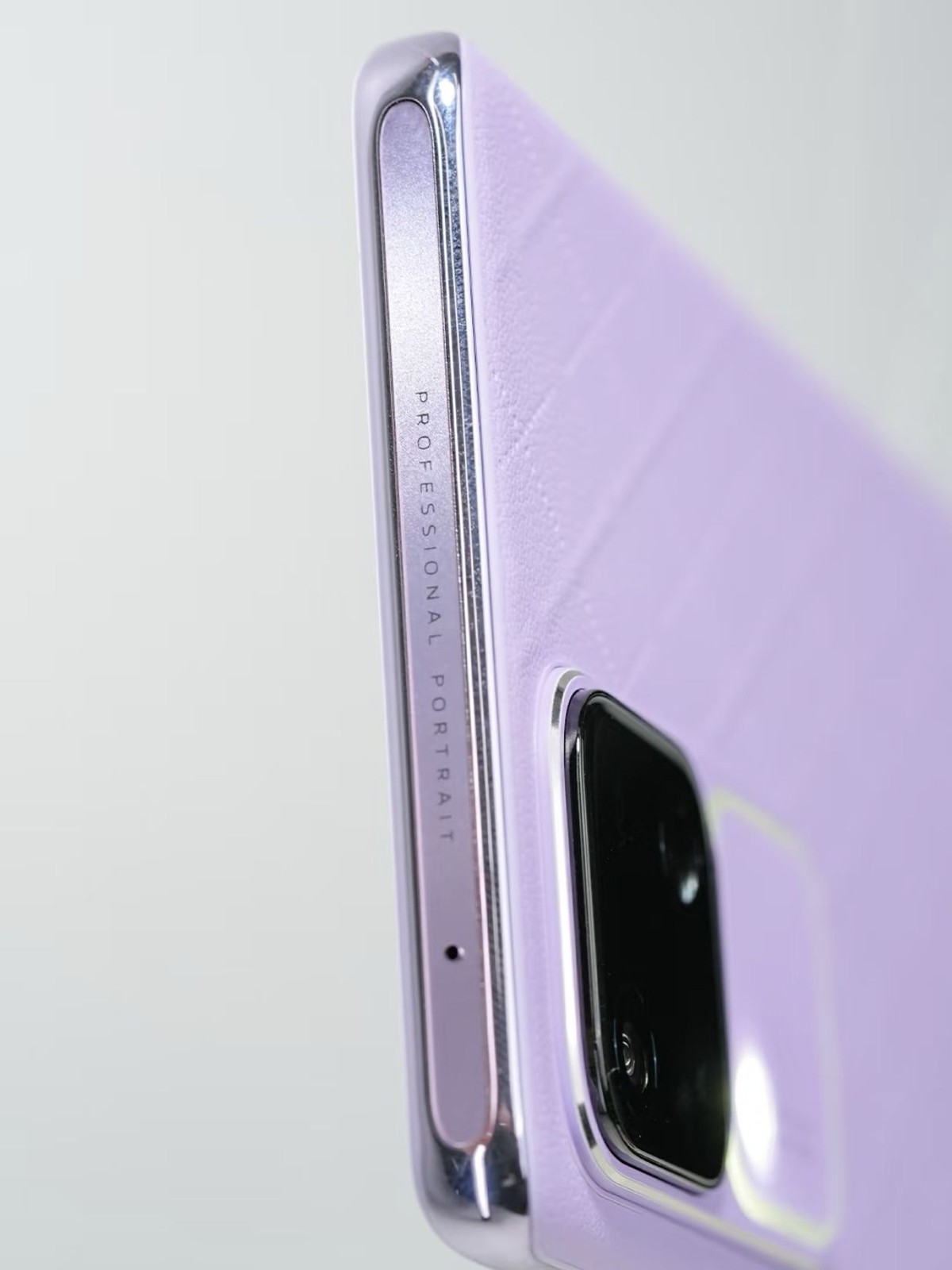 vivo S18 5G 6.78" 50MP 256GB 512GB Snapdragon 7 Gen 3 Android 14 CN version in order Charger Included Yes storage 8GB+256GB - Image 3