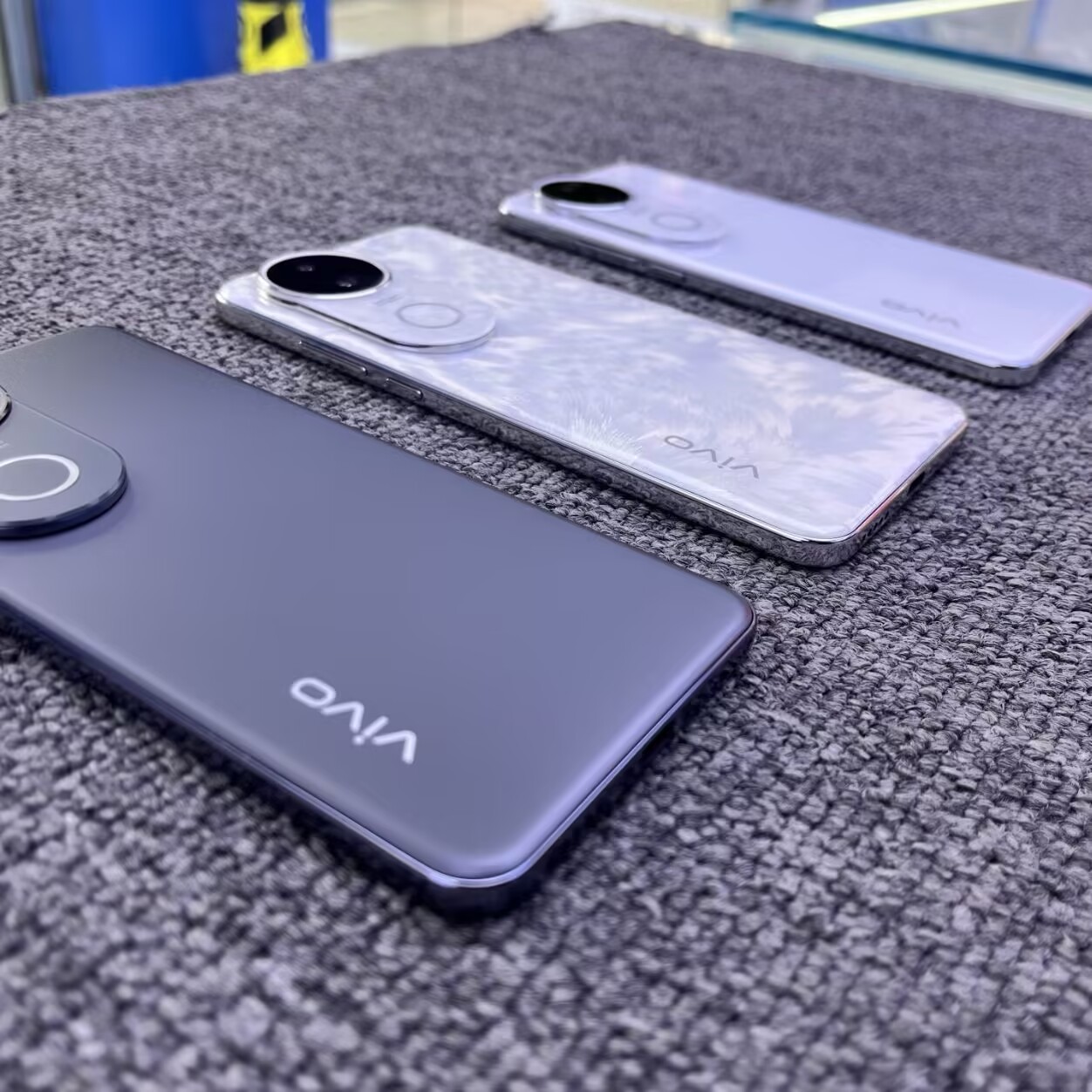 vivo S20 5G 6.67" 50MP 256GB 512GB Snapdragon 7 Gen 3 Android 15 CN version in order Charger Included Yes storage 8GB+256GB - Image 2