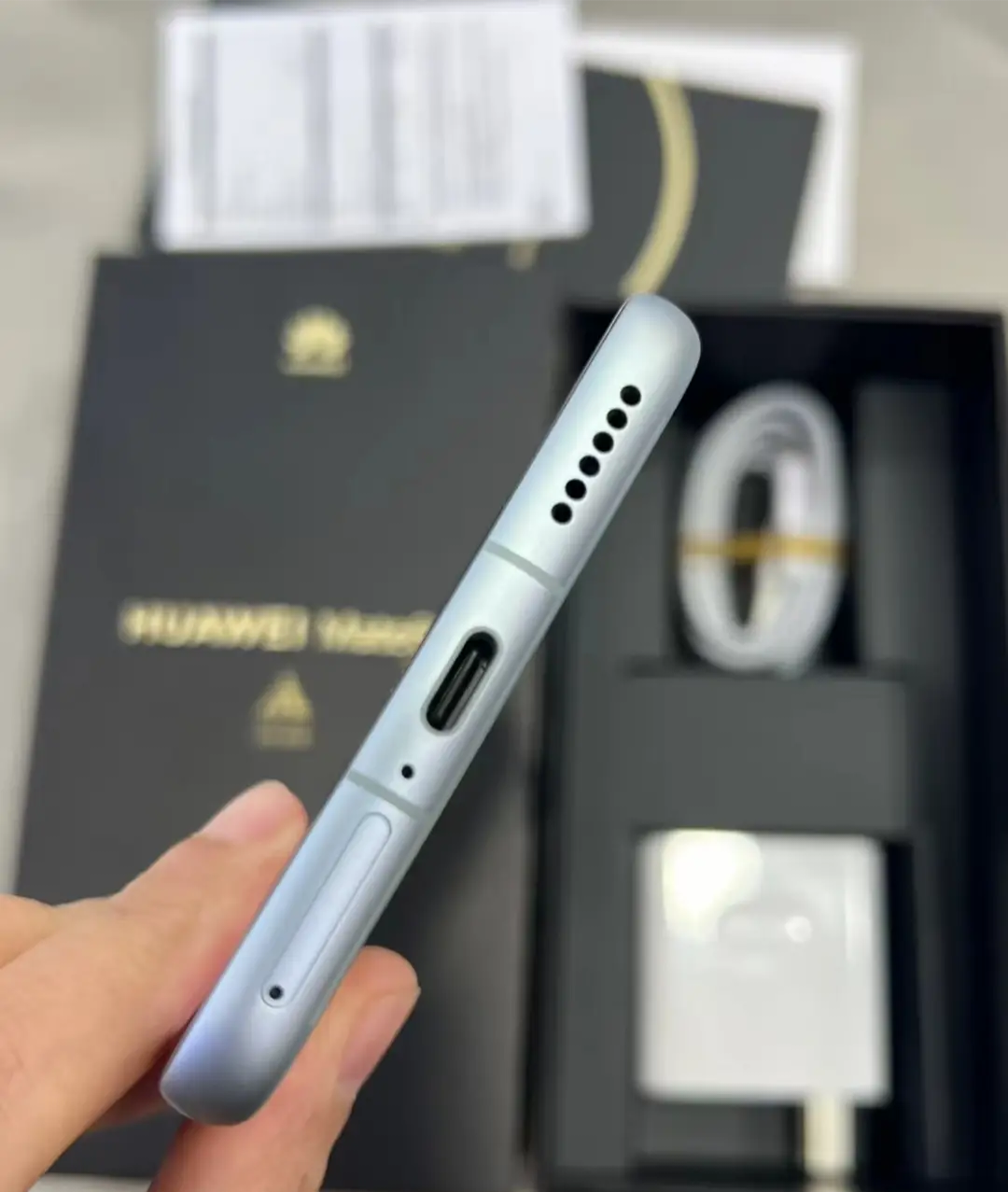 Huawei Mate 60 6.69" 50MP 256/512GB HarmonyOS Google play MPN 12GB+512GB - Image 8