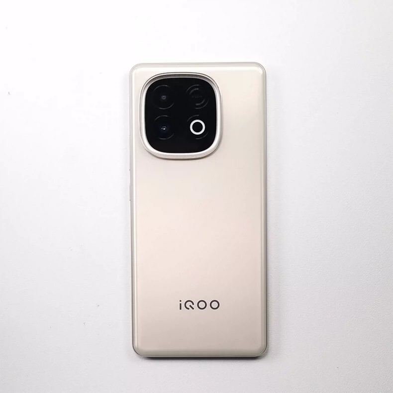 vivo iQOO Z10 Turbo Pro 5G 6.78" 50MP Snapdragon 8s Gen 4 256GB/512GB Unlocked storage 256GB 12GB RAM colors Color random - Image 2