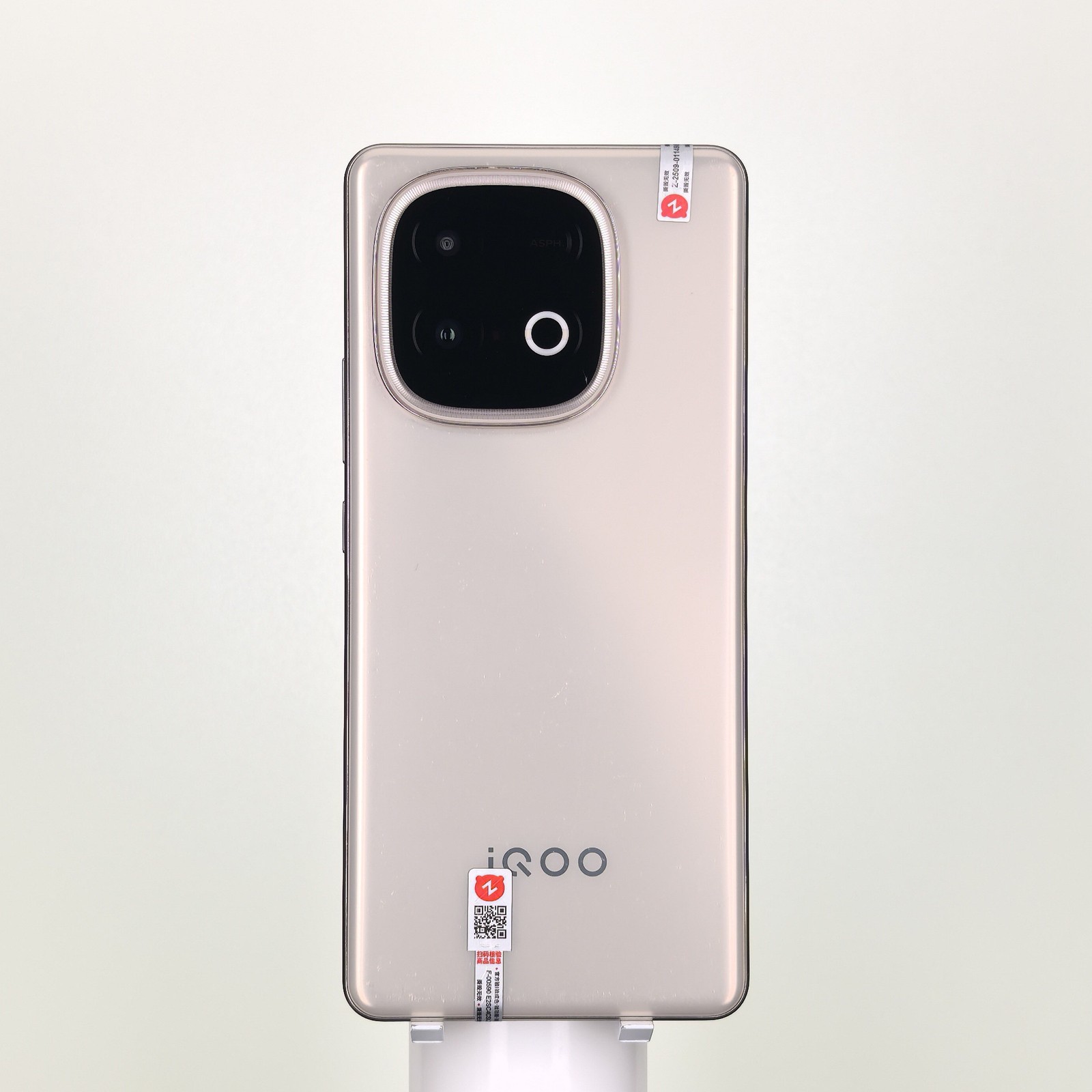 vivo iQOO Z10 Turbo Pro 5G 6.78" 50MP Snapdragon 8s Gen 4 256GB/512GB Unlocked storage 256GB 12GB RAM colors Color random - Image 3