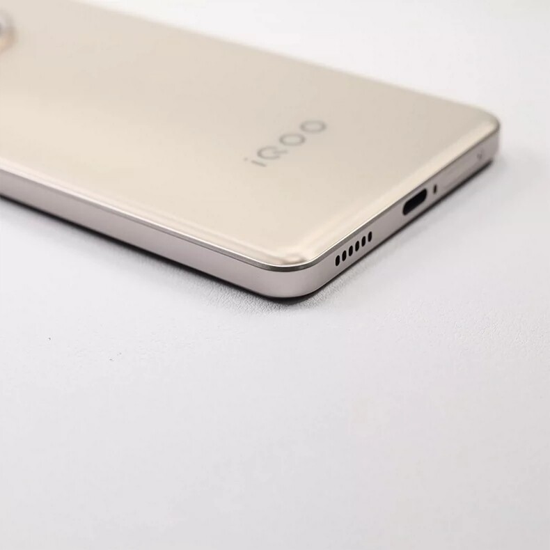vivo iQOO Z10 Turbo Pro 5G 6.78" 50MP Snapdragon 8s Gen 4 256GB/512GB Unlocked storage 256GB 12GB RAM colors Color random - Image 8