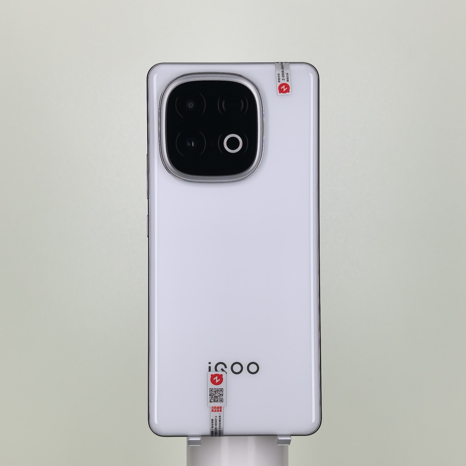 vivo iQOO Z10 Turbo Pro 5G 6.78" 50MP Snapdragon 8s Gen 4 256GB/512GB Unlocked storage 256GB 12GB RAM colors Color random - Image 9
