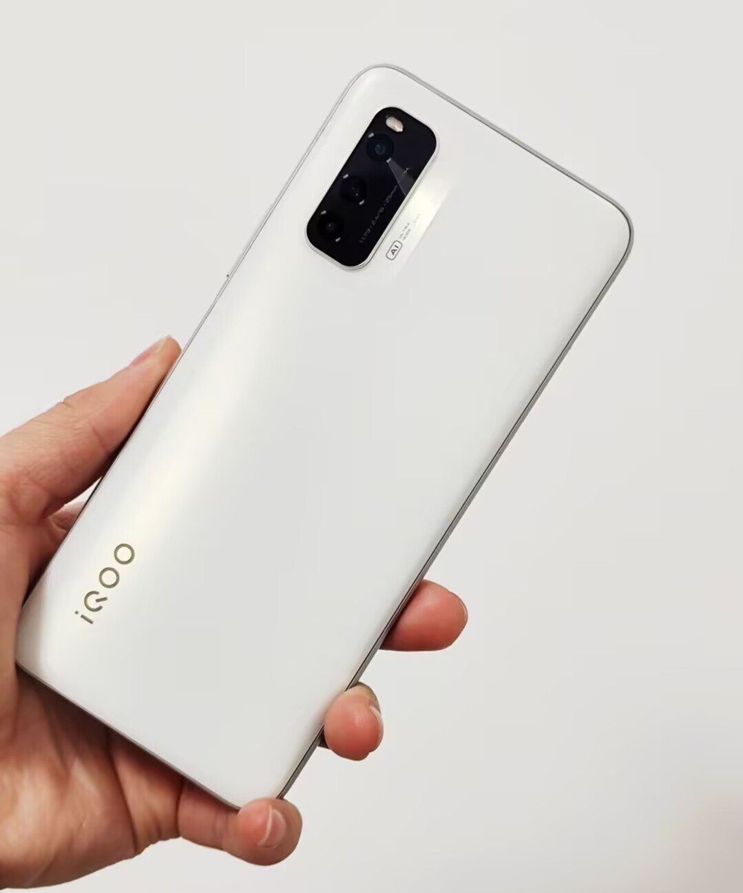 vivo iQOO Neo5 5G 6.62"48MP 256GB 512GB Snapdragon 870 5G Android 11 Smartphone storage 8+256GB Colour Please note the color。