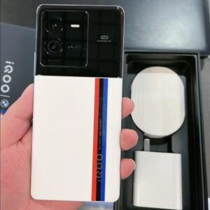 vivo iQOO 10 Pro 5G 6.78" 50MP 256/512GB Snapdragon 8+ Gen 1 Android 12 4700mAh storage 12+256GB Colour Please note the color。