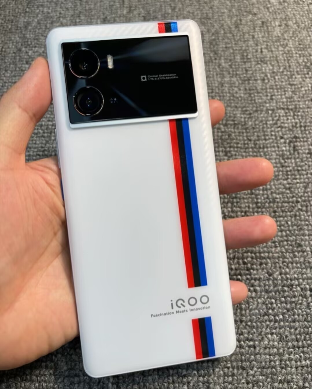 vivo iQOO 9 Pro 6.78" 50MP 512GB Snapdragon 8 Gen 1 Android 12 Google unlocked Charger Included Yes storage 8GB+256GB