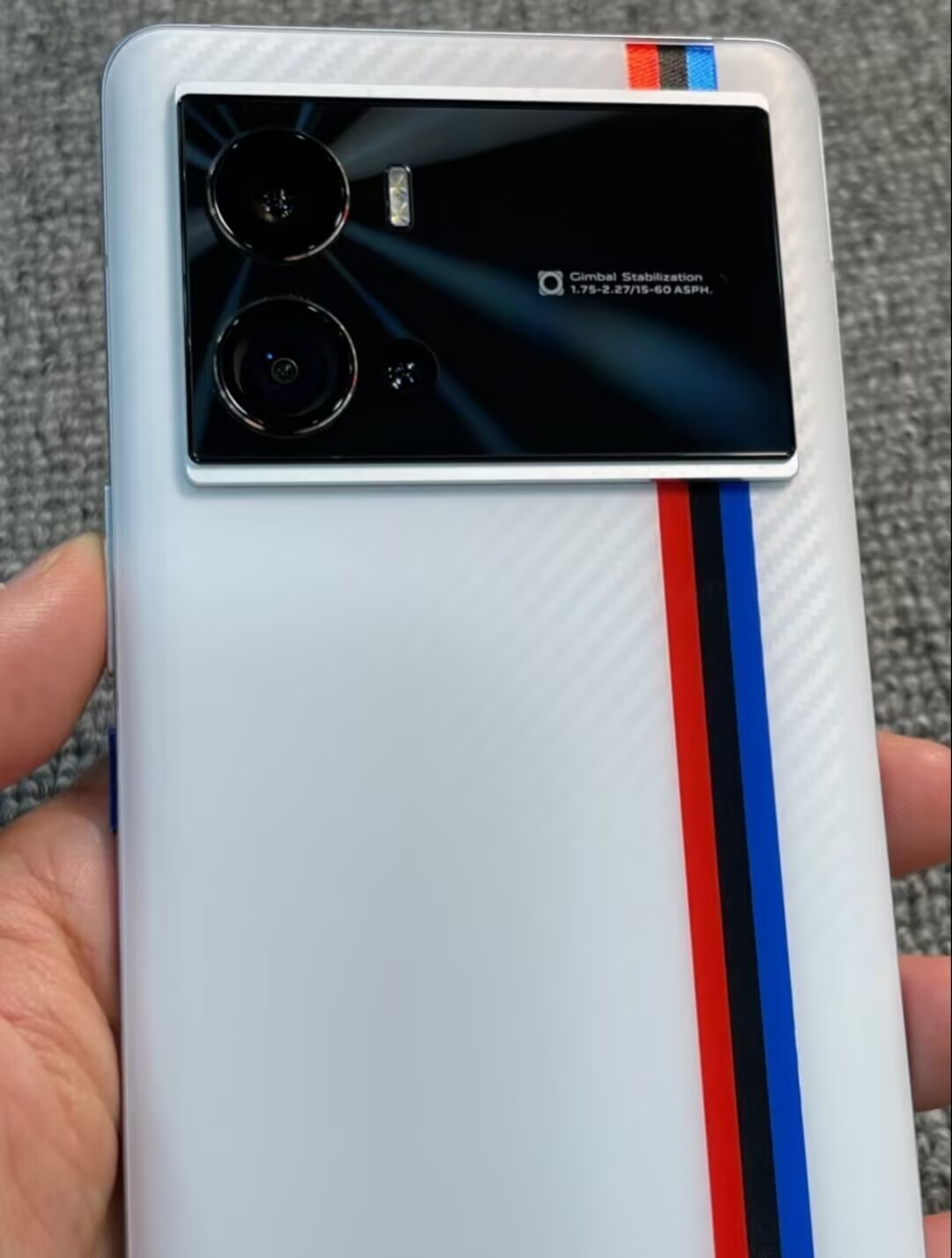 vivo iQOO 9 Pro 6.78" 50MP 512GB Snapdragon 8 Gen 1 Android 12 Google unlocked Charger Included Yes storage 8GB+256GB - Image 5