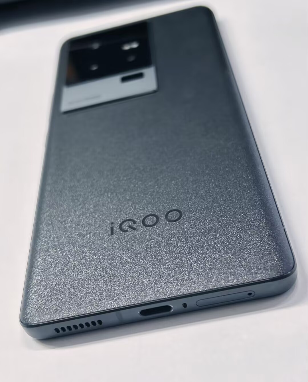 vivo iQOO 11S 5G 6.78" 50MP 256/512GB 1TB Android 13 Snapdragon 8 Gen 2 storage 12+256GB Colour Please note the color。 - Image 10