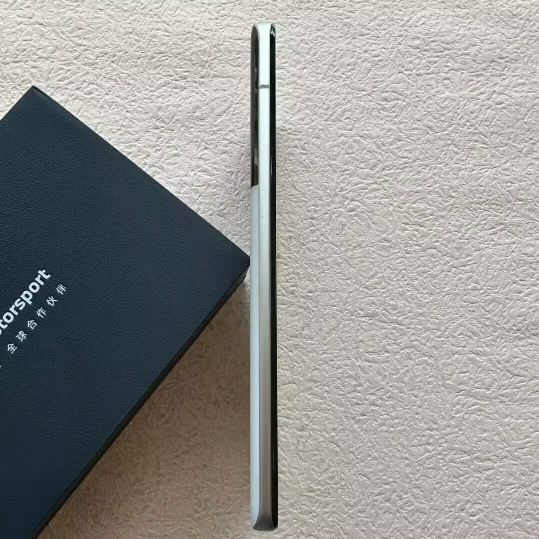 vivo iQOO 10 5G 6.78" 50MP 256/512GB Snapdragon 8+ Gen 1 Android 12 4700mAh storage 12+256GB Colour Please note the color。 - Image 5