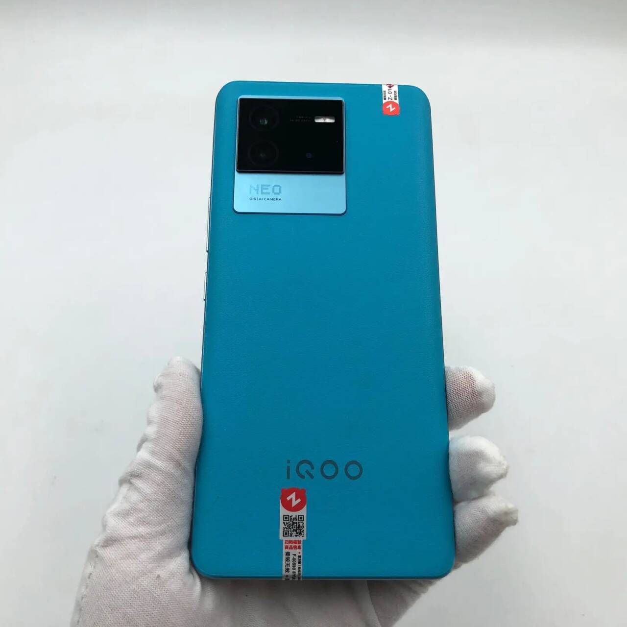 vivo iQOO Neo 6 6.62 " 64 MP Android 12 Snapdragon 870 5G 256 GB 12 GB RAM Color Bitte sagen Sie mir, welche Farbe Sie brauchen. Charger Included Yes storage 8GB+256GB
