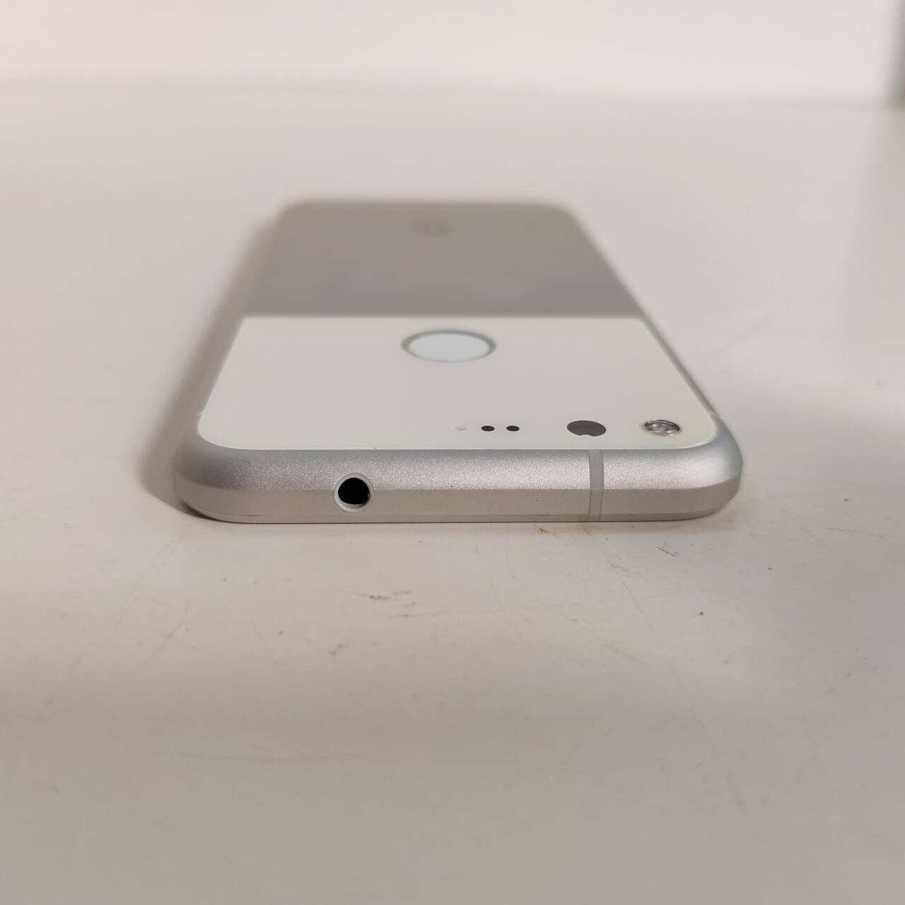 Original Google Pixel (1st Gen) - 2016 Pixel XL Unlocked 4G 32/128GB android Storage 128GB Model Google Pixel - Image 2