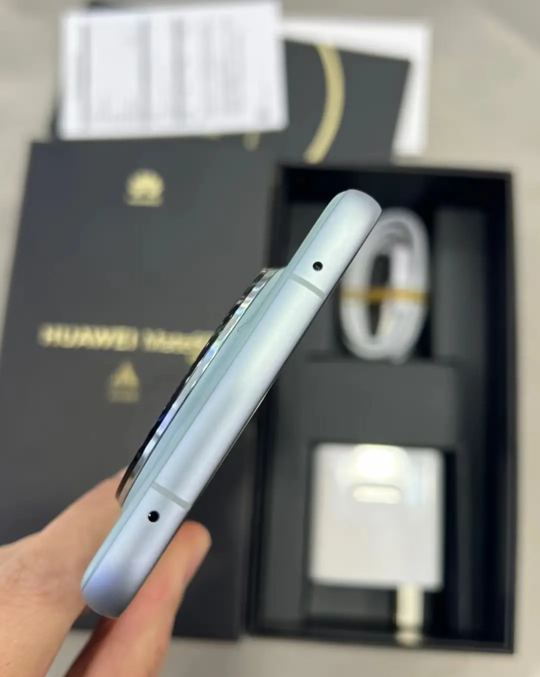 Huawei Mate 60 6.69" 50MP 256/512GB HarmonyOS Google play MPN 12GB+512GB - Image 10