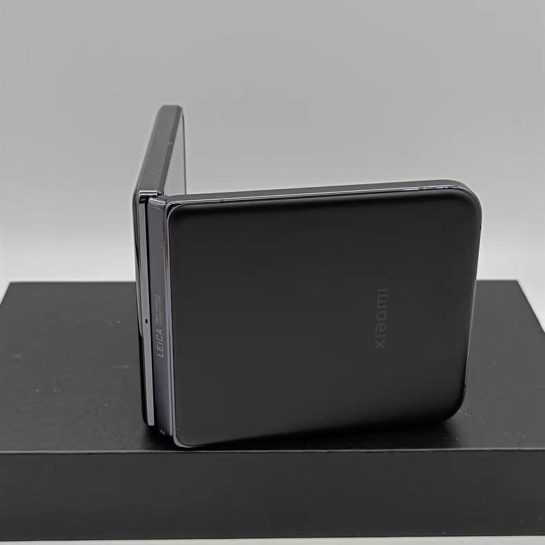 Xiaomi Mix Flip 6.86" 50MP 256GB Android International Version ESIM Google Play storage 256GB 12GB colors White - Image 6