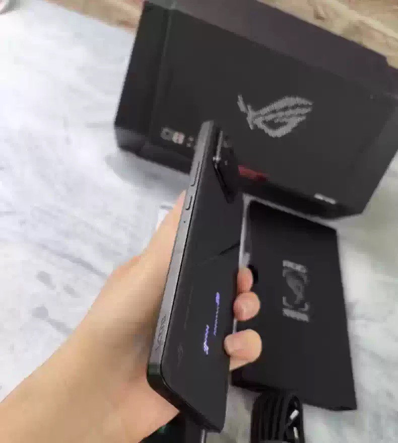 NEW Asus ROG Phone 8 Pro 6.78" 50MP 5G 16+512GB Android gaming phone Global - Image 7