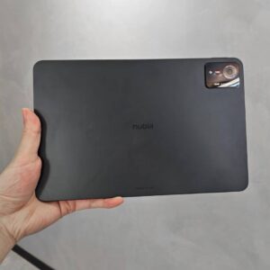 ZTE nubia Pad Pro 10.9“ 13MP Wi-Fi Snapdragon 8 Gen 3 10100mAh Android 15 Storage 8+256GB Color random color.