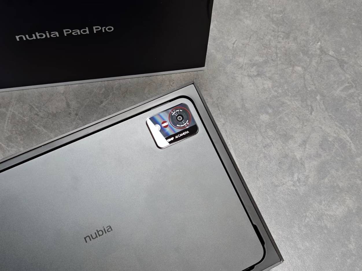 ZTE nubia Pad Pro 10.9“ 13MP Wi-Fi Snapdragon 8 Gen 3 10100mAh Android 15 Storage 8+256GB Color random color. - Image 6