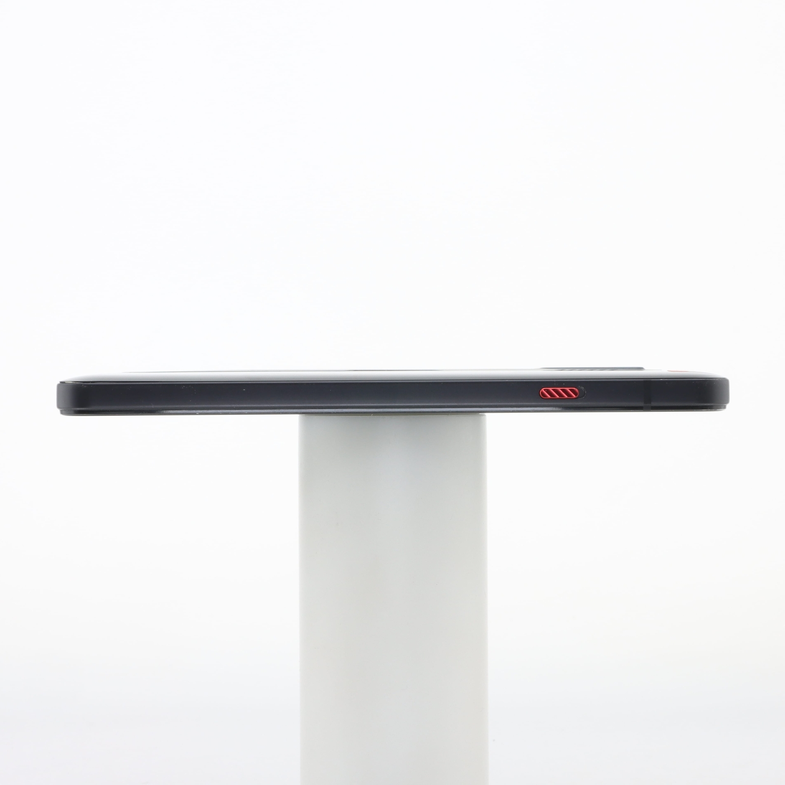 ZTE nubia RedMagic 7 Pro 5G 6.8" 64MP 128GB/256GB/512GB/1TB RAM Phone Storage Capacity 128GB+12GB Colour Please note the color you require. - Image 14