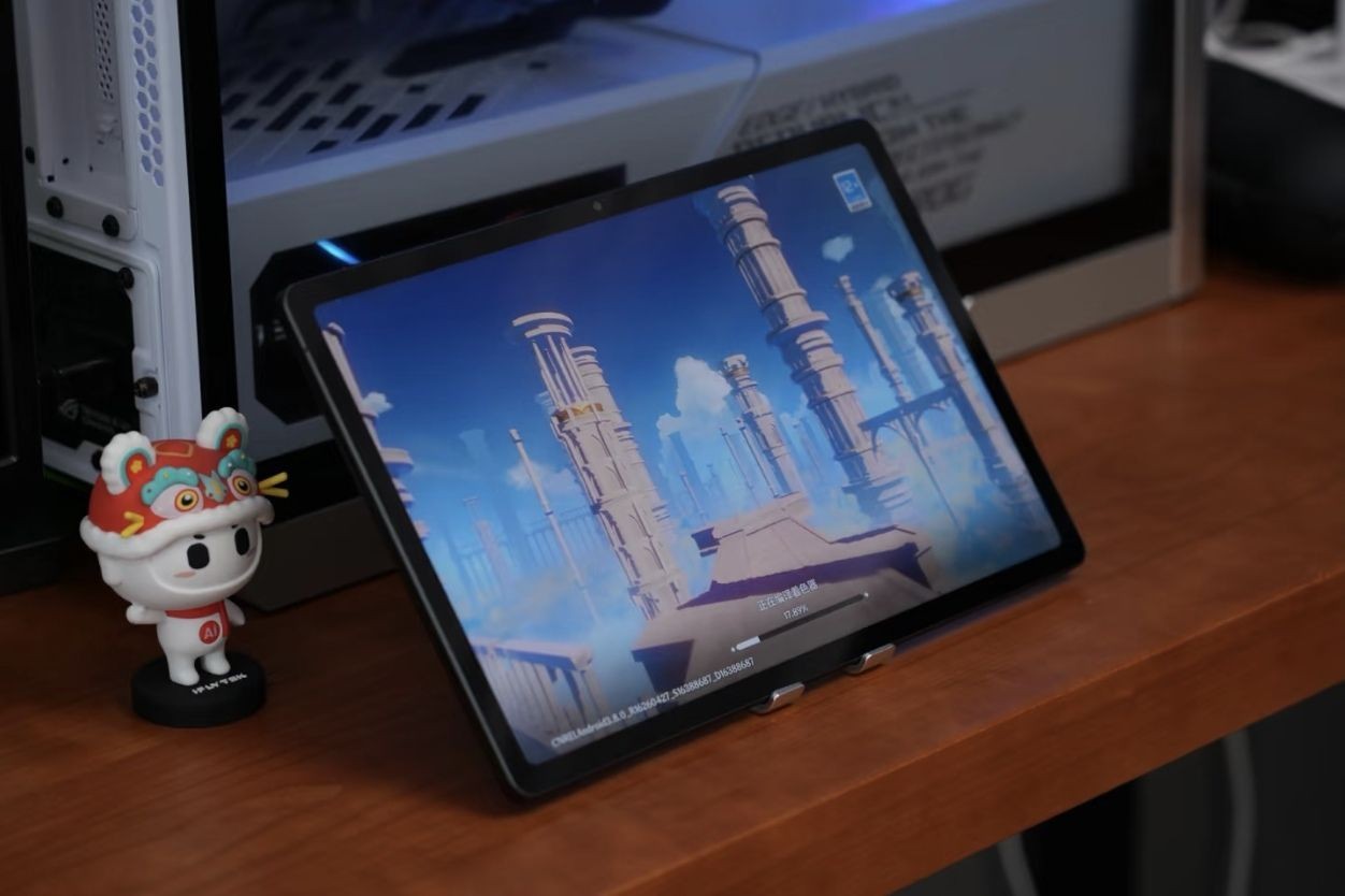 ZTE nubia RedMagic Tablet Gaming Tablet 12.1“ 13MP Wi-Fi Snapdragon10000mAh Storage 12+256GB Color random color. - Image 4