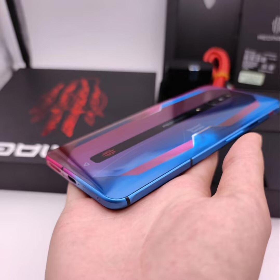 ZTE nubia RedMagic 6 5G 6.8" 64MP 128/256GB Android Gaming phone Global Google Storage Capacity 128GB+8GB colors color please note - Image 5