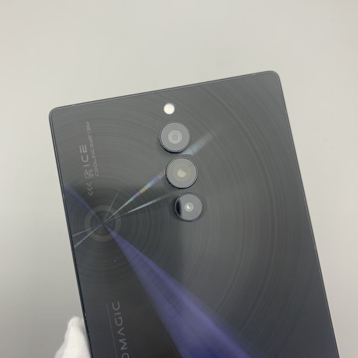 Global ZTE nubia RedMagic 8S Pro+ 5G 6.8" Snapdragon game phone unlocked Google storage 16+256GB accessory phone+charger colors Please note the color. - Image 11