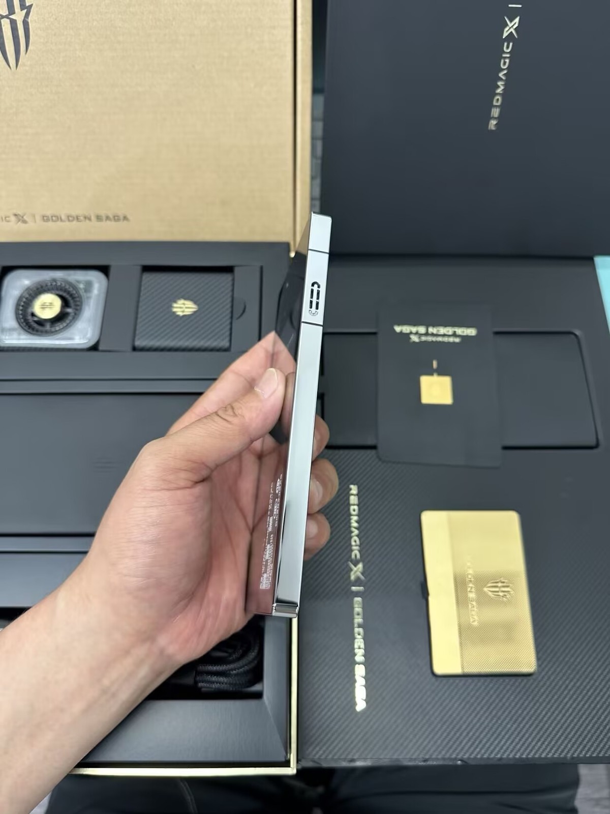 Global ZTE nubia RedMagic 10 Pro+ 5G Zhenjin Legend Limited Edition 24+1TB Storage Capacity 24+1TB colors Random color - Image 2