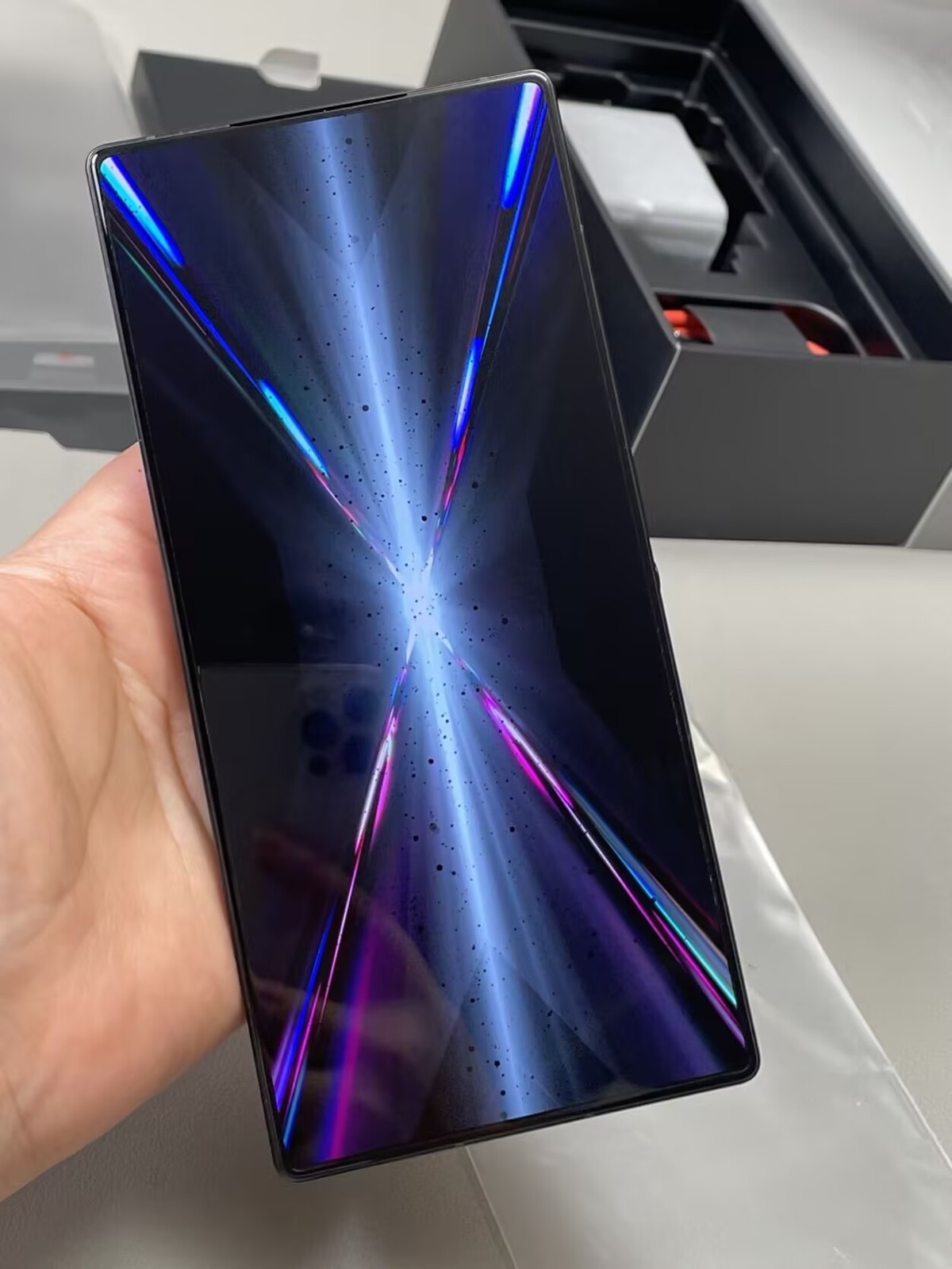 Global ZTE nubia RedMagic 10SPro+ 6.85" 50MP 16+512GB Snapdragon 7500mAh Storage Capacity 16+512GB Colour Please note the color. - Image 7